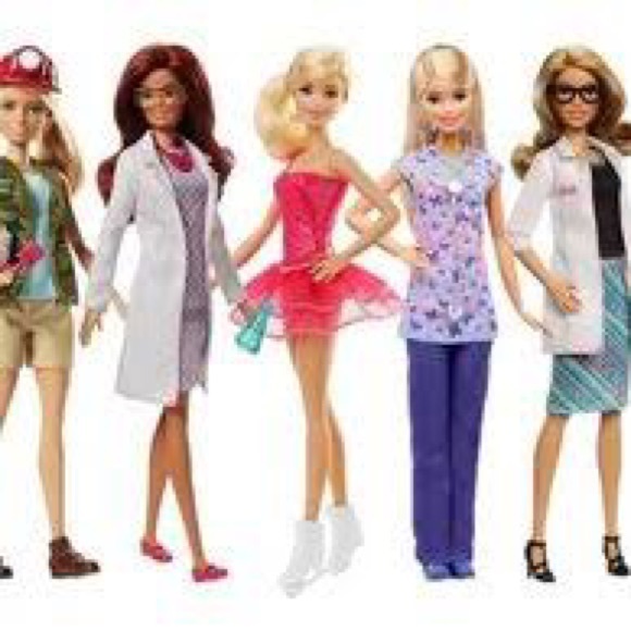 BARBIE TREASURES & COLLECTIBLES - Picture 8 of 11